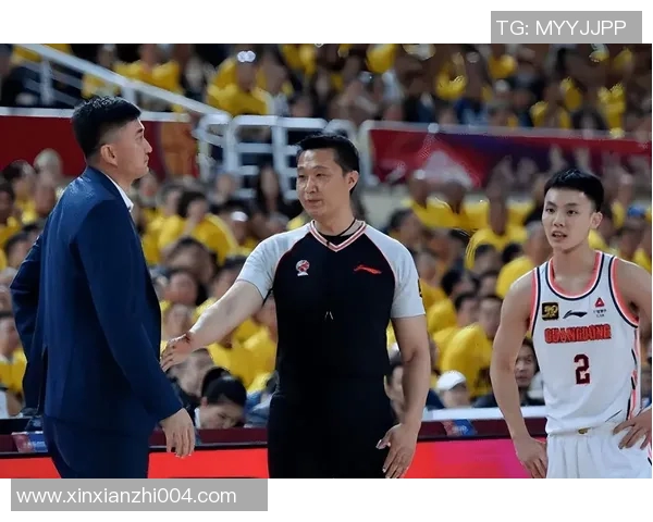 山西女篮与八一女篮激战正酣争夺女篮联赛季后赛席位的关键之战