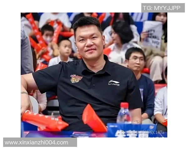 朱芳雨与杜锋的篮球传奇对决谁将成为广东男篮的真正英雄 朱芳雨与杜锋的篮球传奇对决谁将成为广东男篮的真正英雄